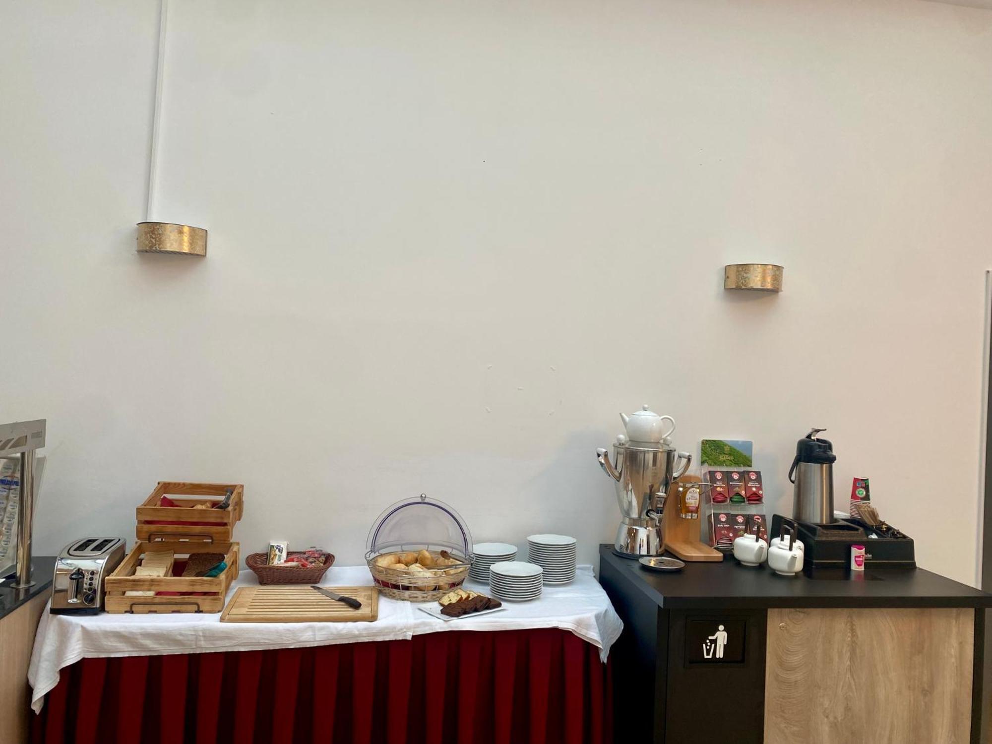 Trip Inn Hotel Duesseldorf Нойс Экстерьер фото
