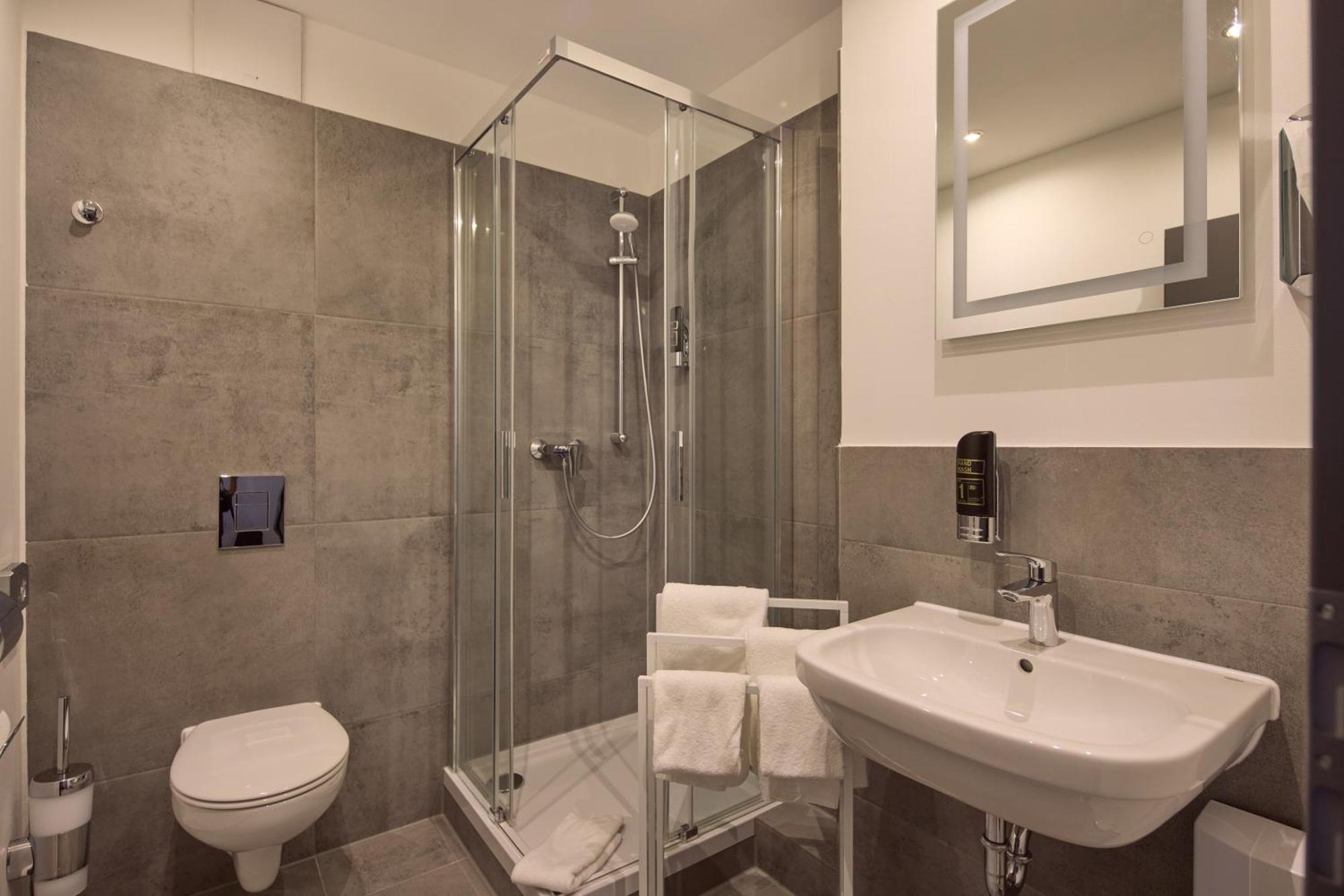 Trip Inn Hotel Duesseldorf Нойс Экстерьер фото